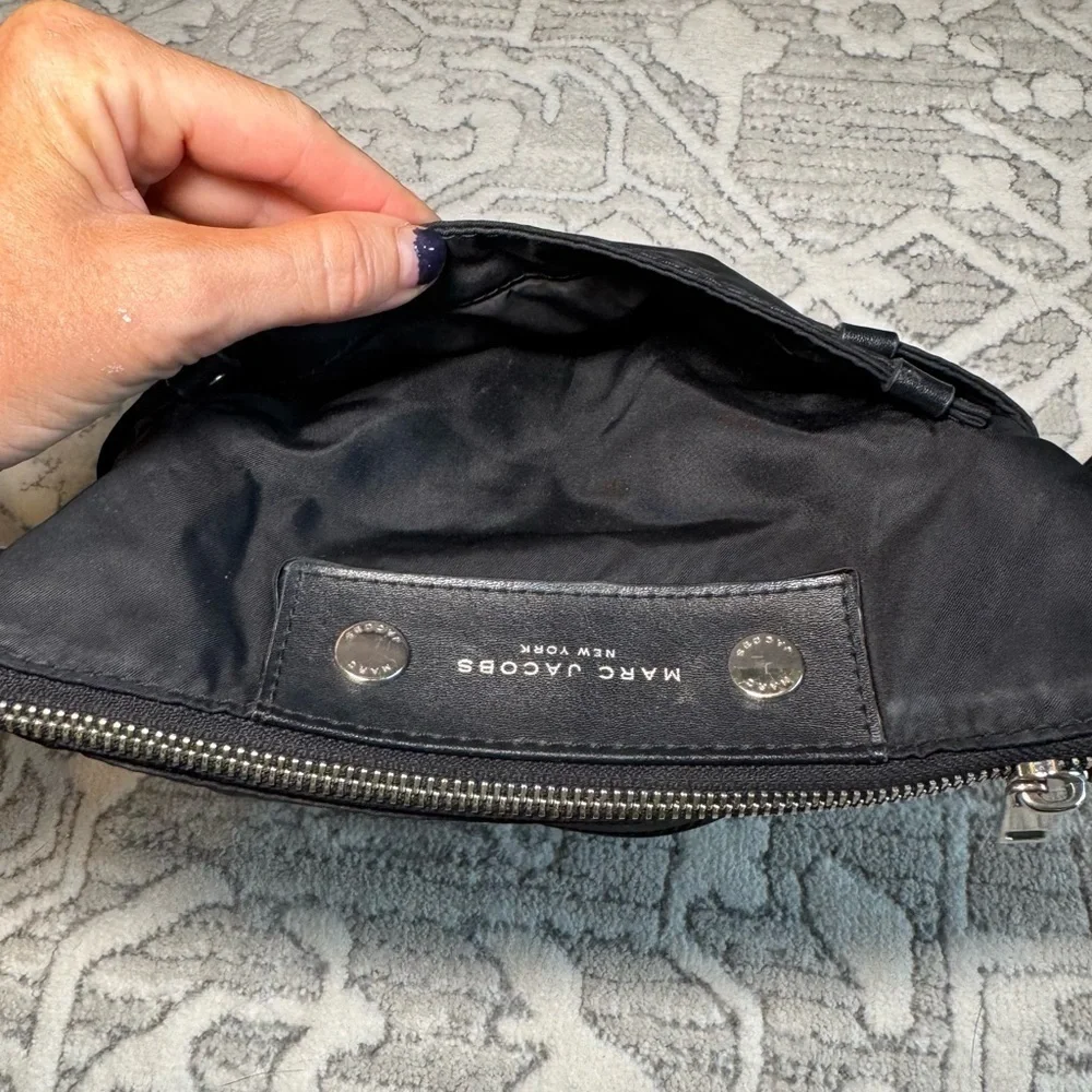 Marc By Marc Jacobs Black Nylon Crossbody purse